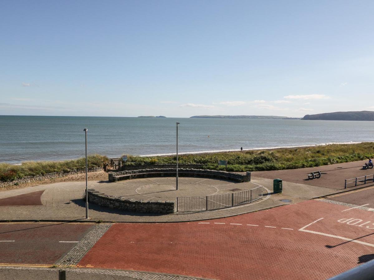 Sea View Apartment Pwllheli Εξωτερικό φωτογραφία