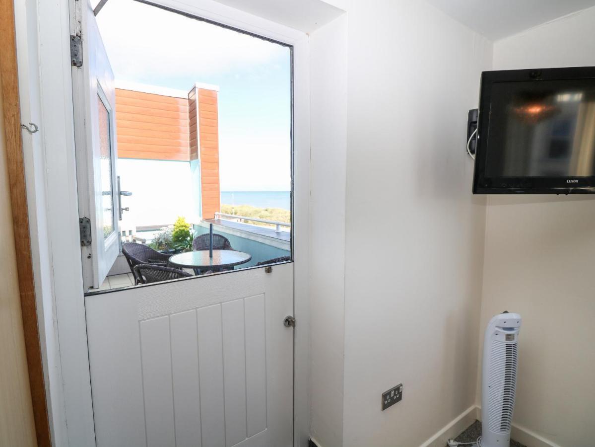Sea View Apartment Pwllheli Εξωτερικό φωτογραφία