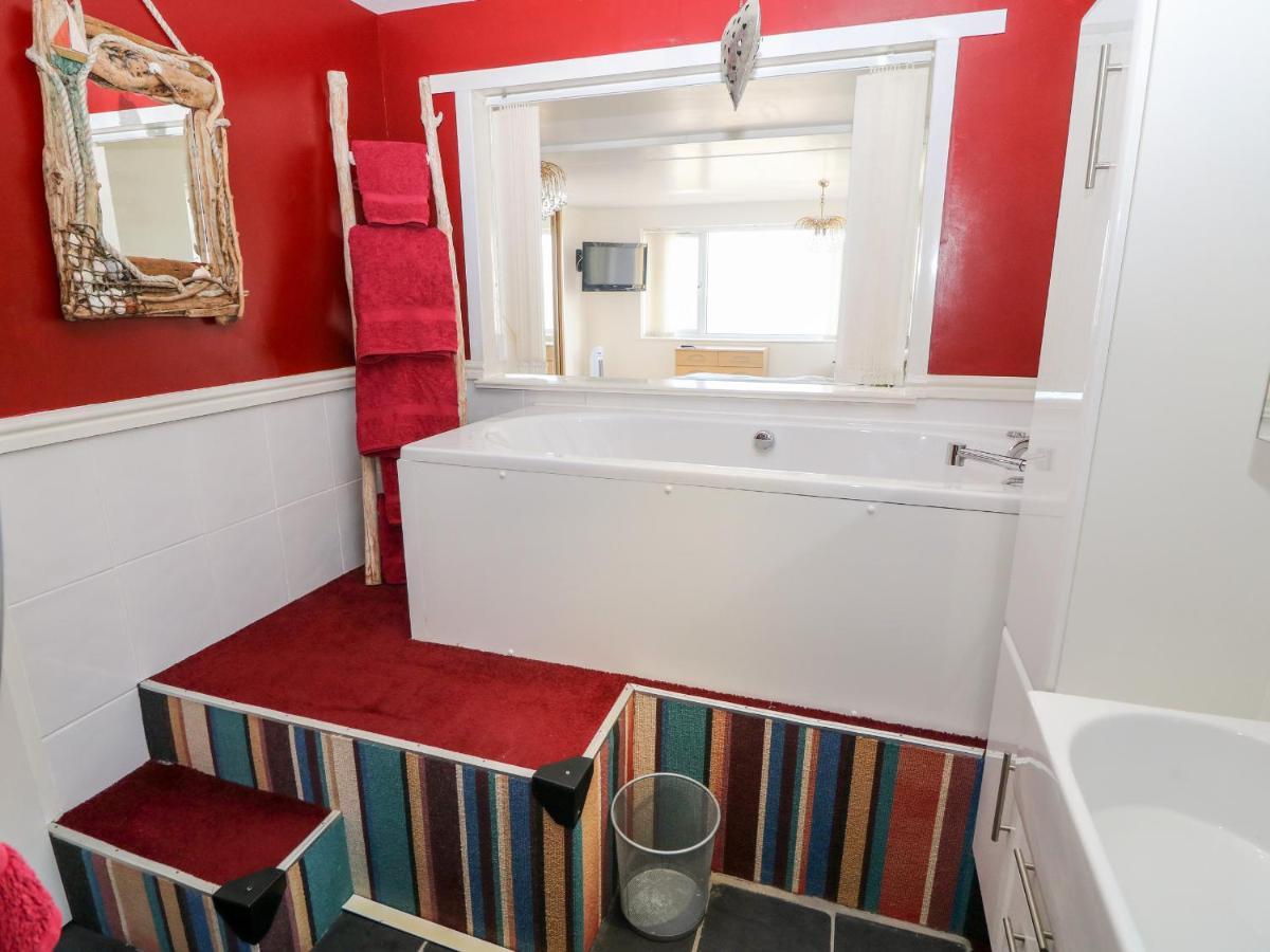 Sea View Apartment Pwllheli Εξωτερικό φωτογραφία