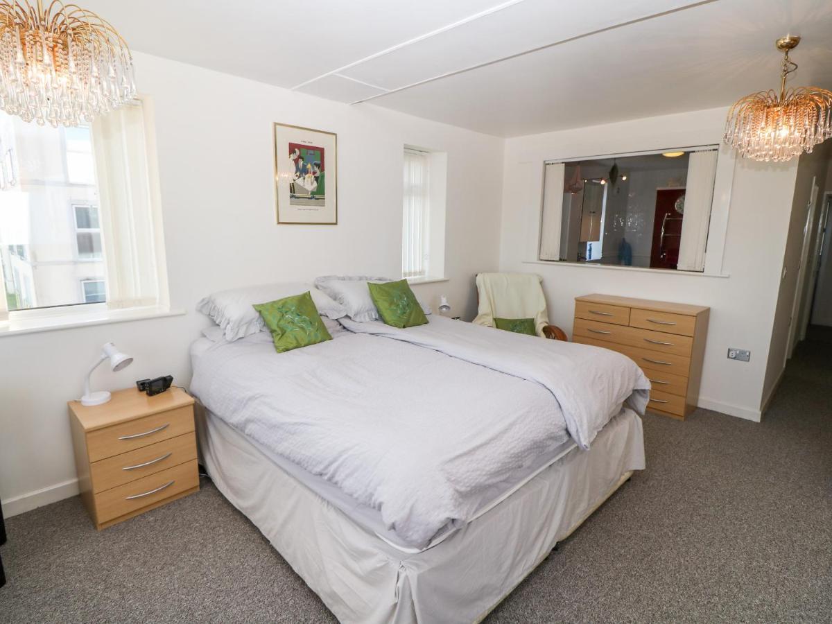 Sea View Apartment Pwllheli Εξωτερικό φωτογραφία